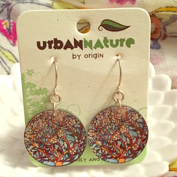 Jewelry - NWT Pretty Urban Nature Earrings